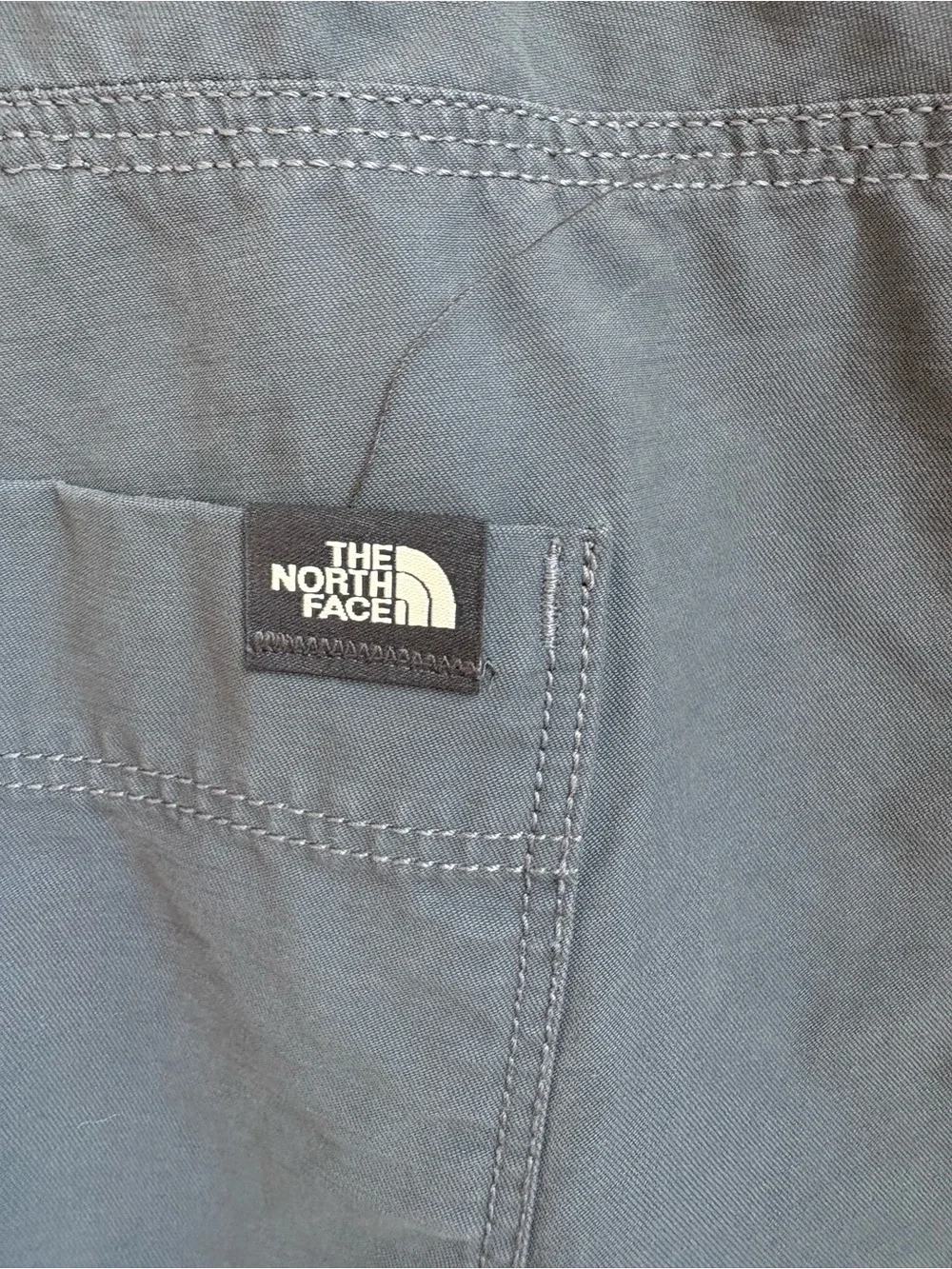 The North Face Men’s Grey Utility Hiking Pants Size 40 x 32